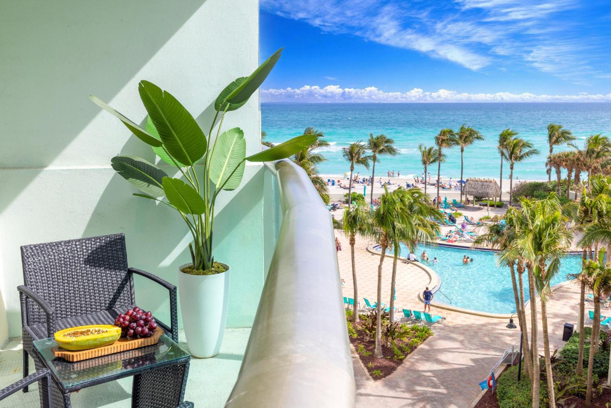 Modern 1 Bdr Oceanview With Direct Beach Access! Голлівуд Екстер'єр фото