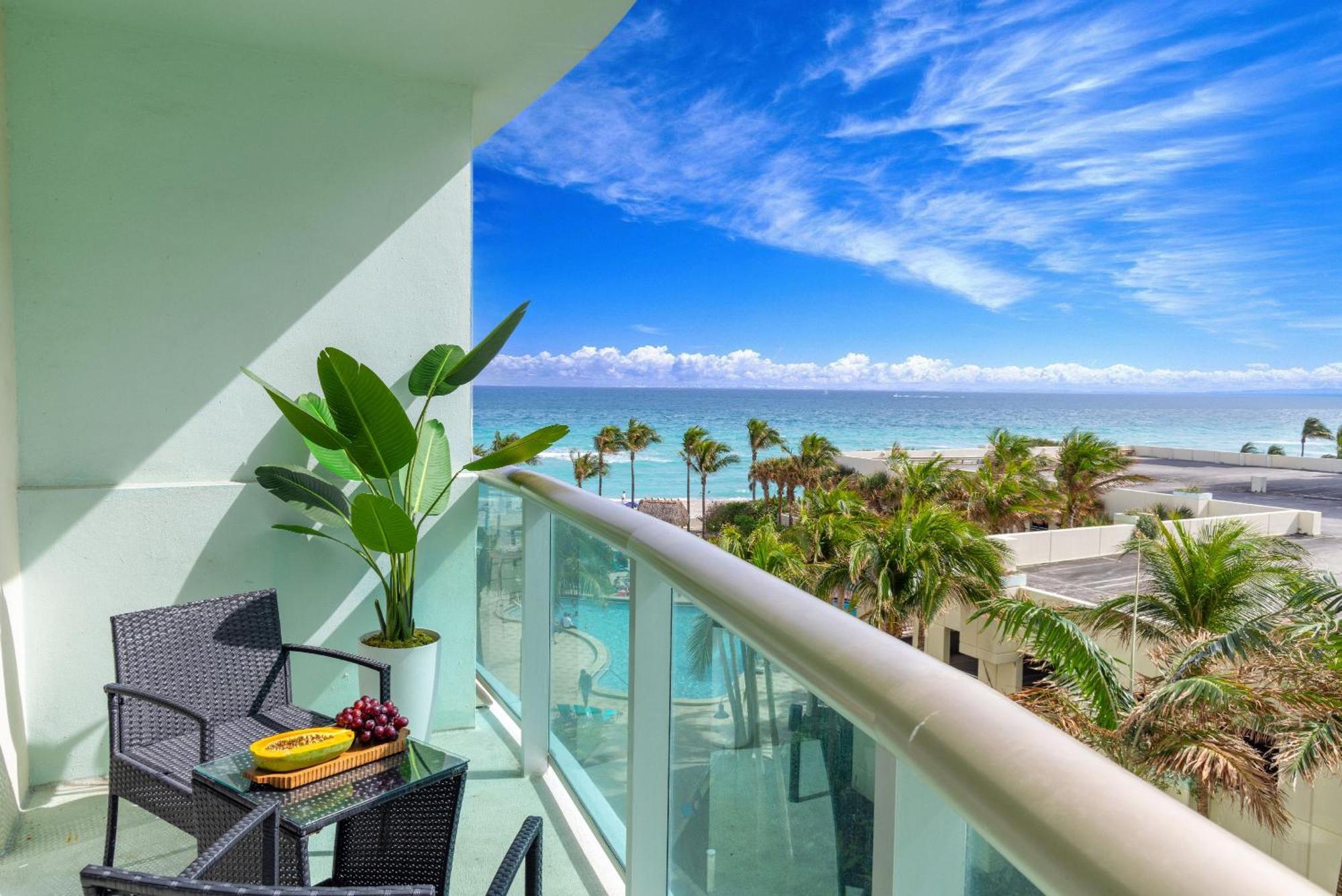 Modern 1 Bdr Oceanview With Direct Beach Access! Голлівуд Екстер'єр фото